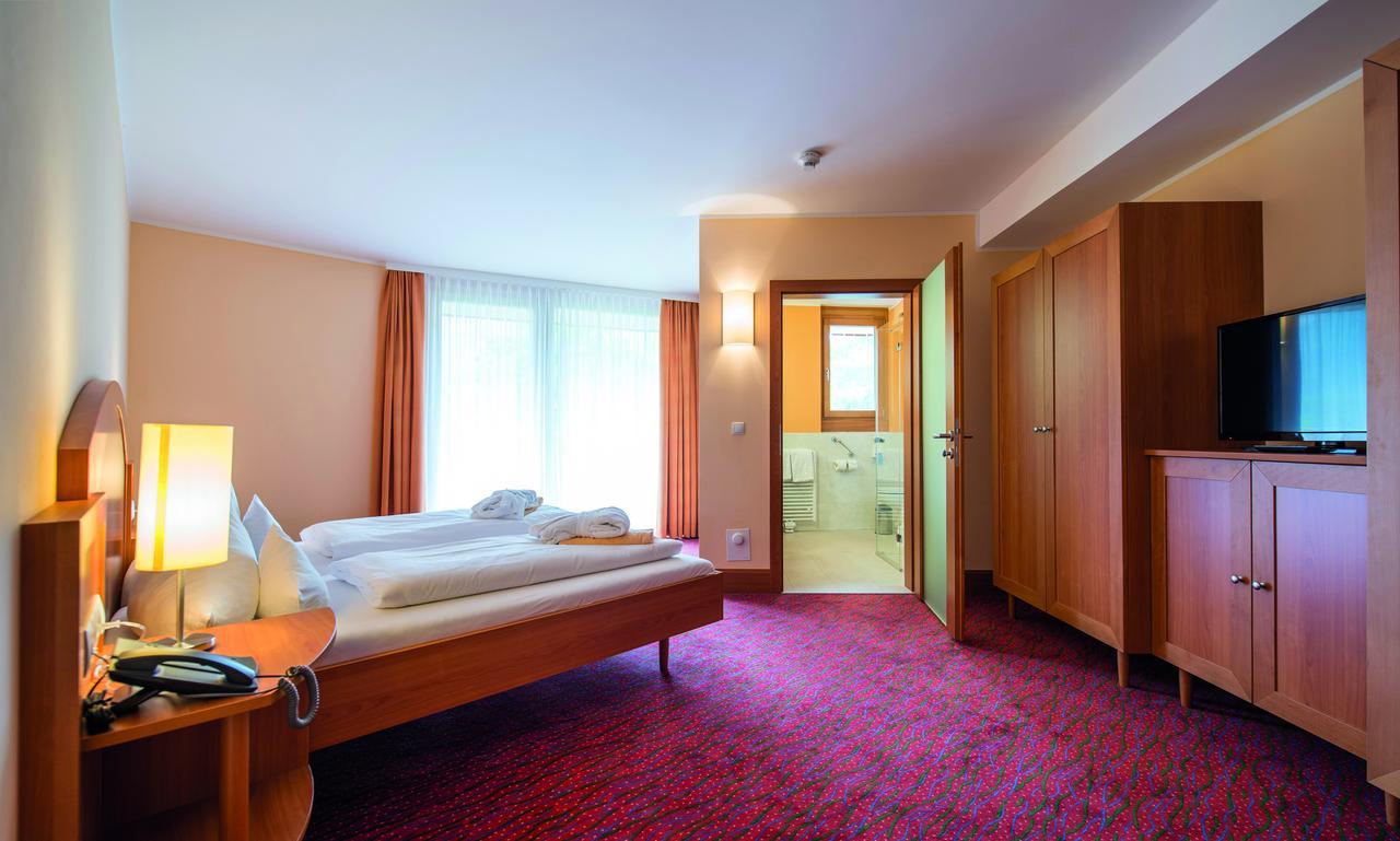 Vivea Gesundheitshotel Bad Goisern Exterior photo